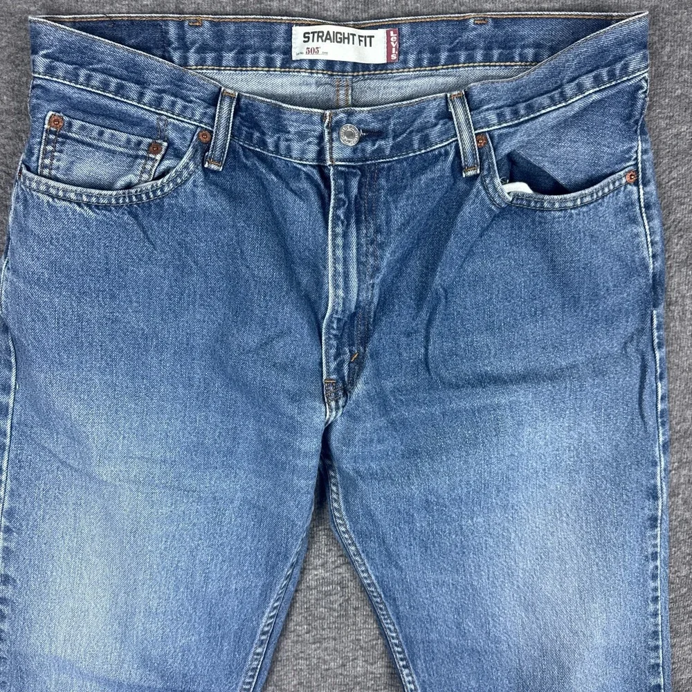 Vintage Levis 505 Jeans Mens 38x32 Blue Denim‎ Straight Y2K Medium Wash Pants